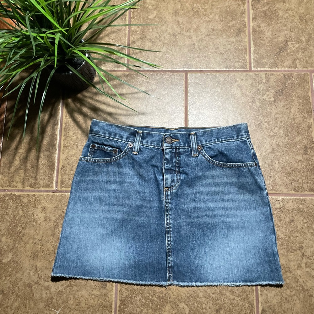 American Eagle blue Jean skirt Size 2